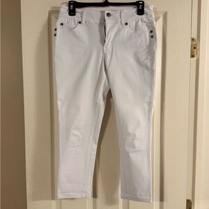White Cropped Pants with Button Accents